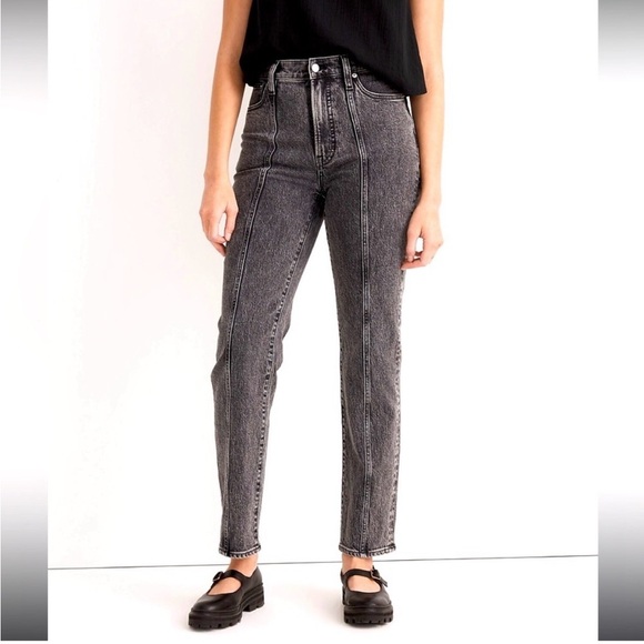Madewell Denim - Madewell The Perfect Vintage Straight Jean in Meaford Wash: Seamed Edition